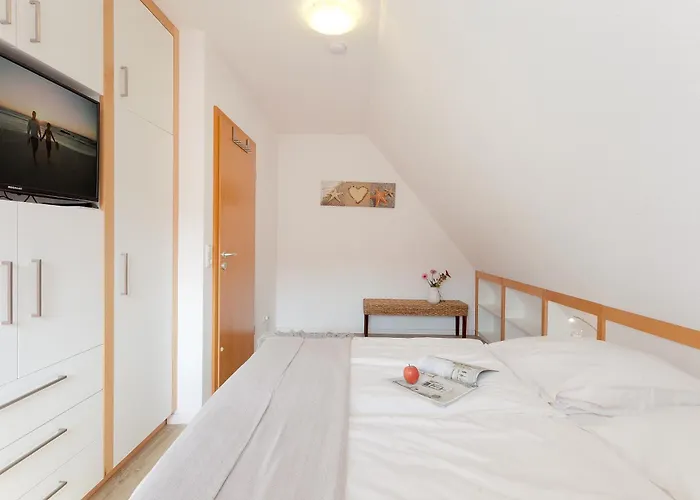 Ferienhaus Haus 113, Birkenweg 6 A *
